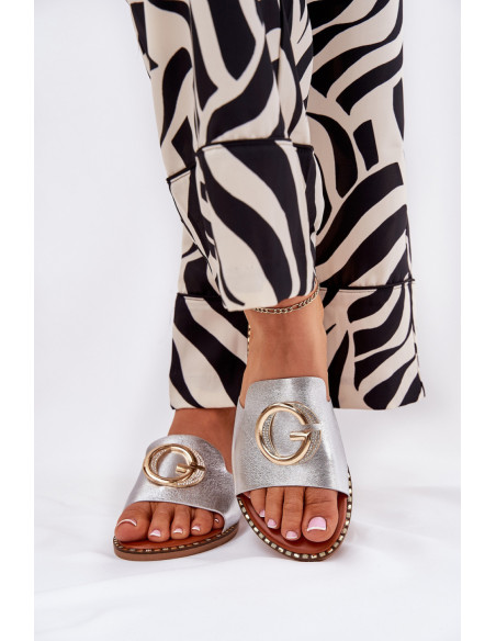 Clacquettes model 212601 Step in style