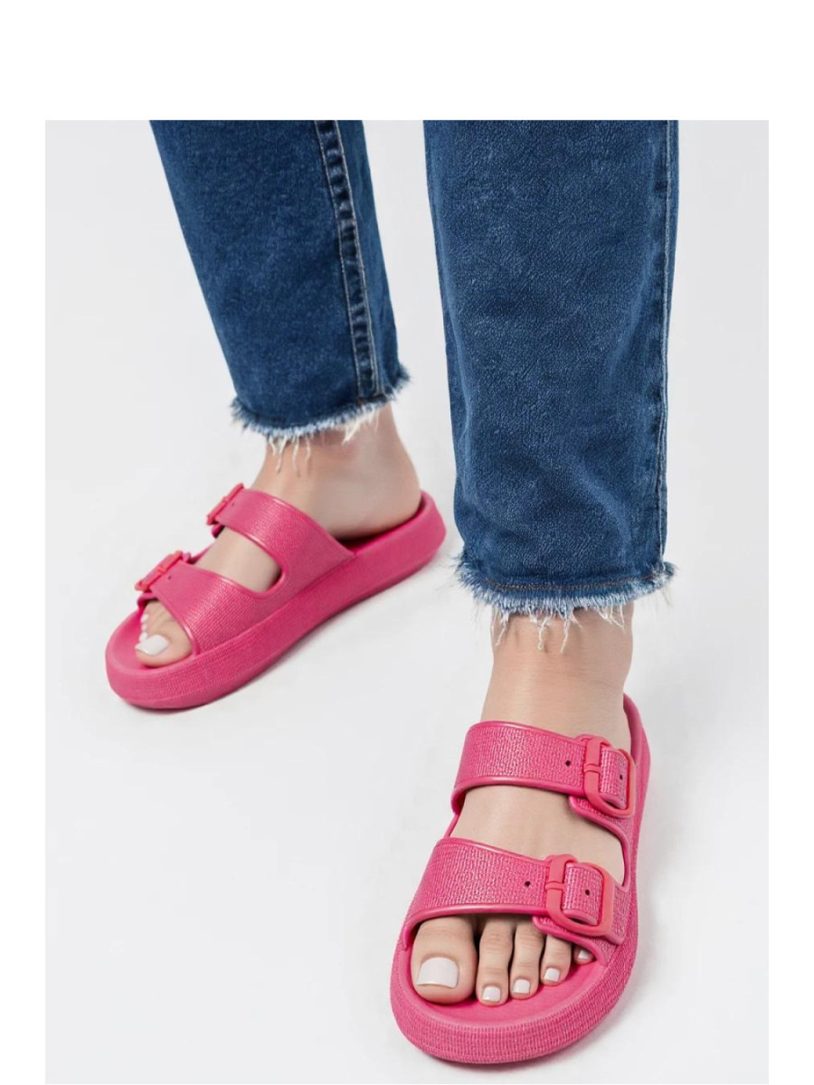 Clacquettes model 212944 Inello