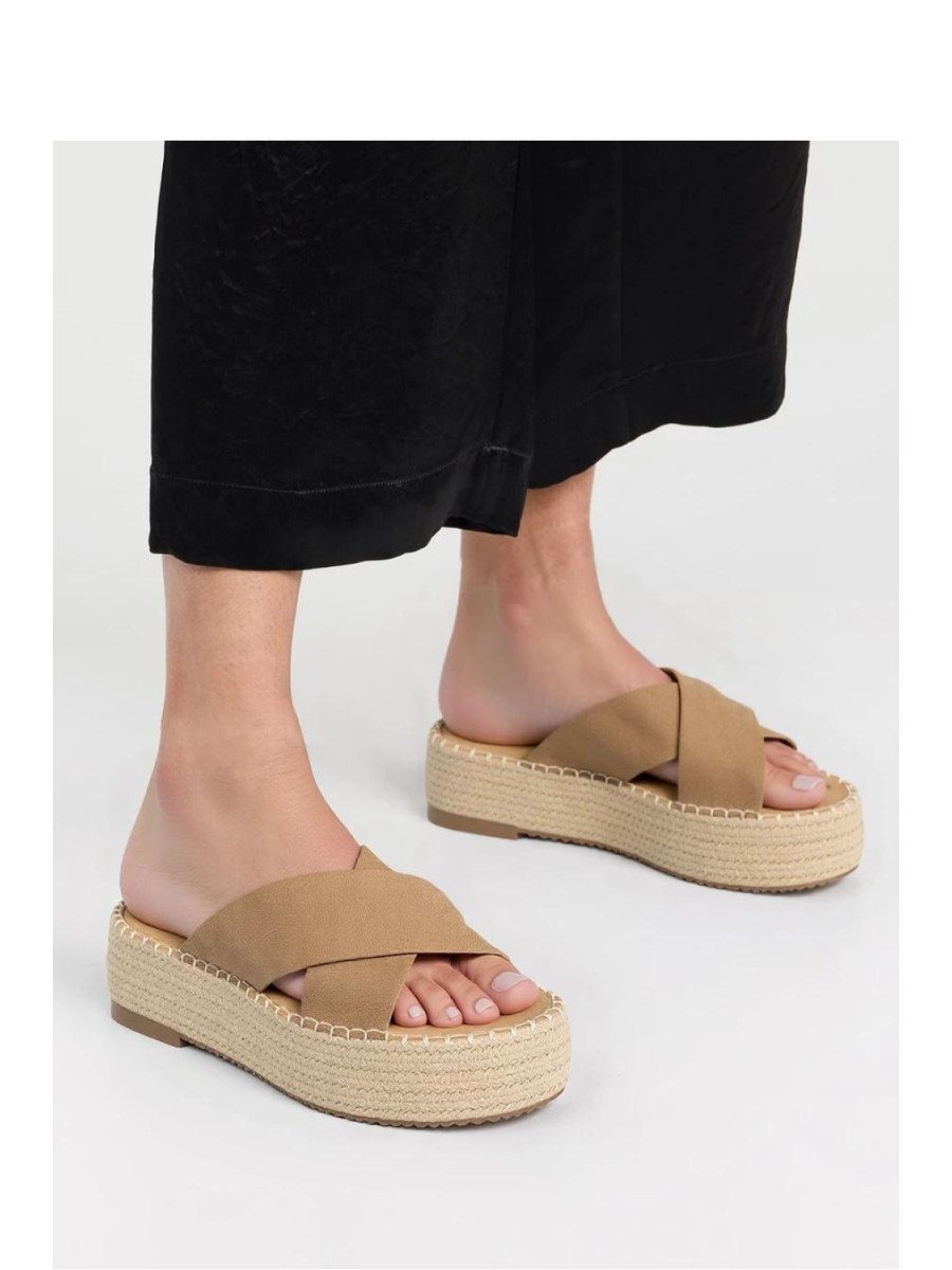 Clacquettes model 212941 Inello