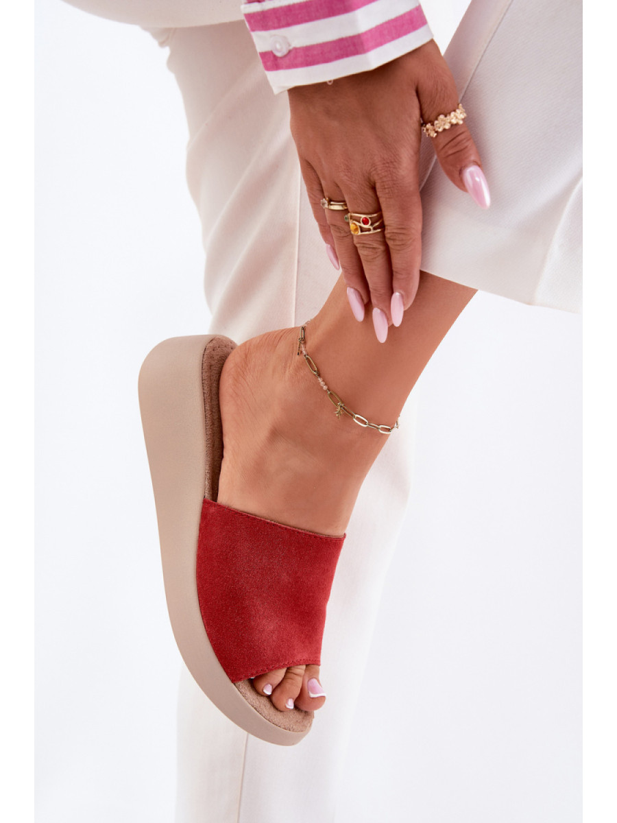 Clacquettes model 213046 Step in style