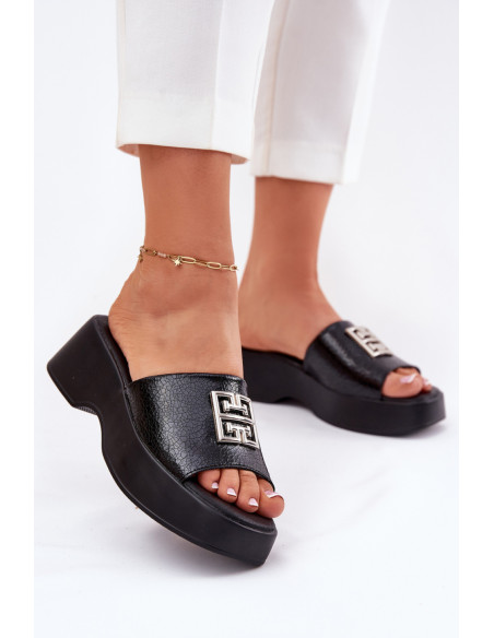 Clacquettes model 212881 Step in style
