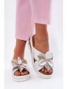 Clacquettes model 212704 Step in style