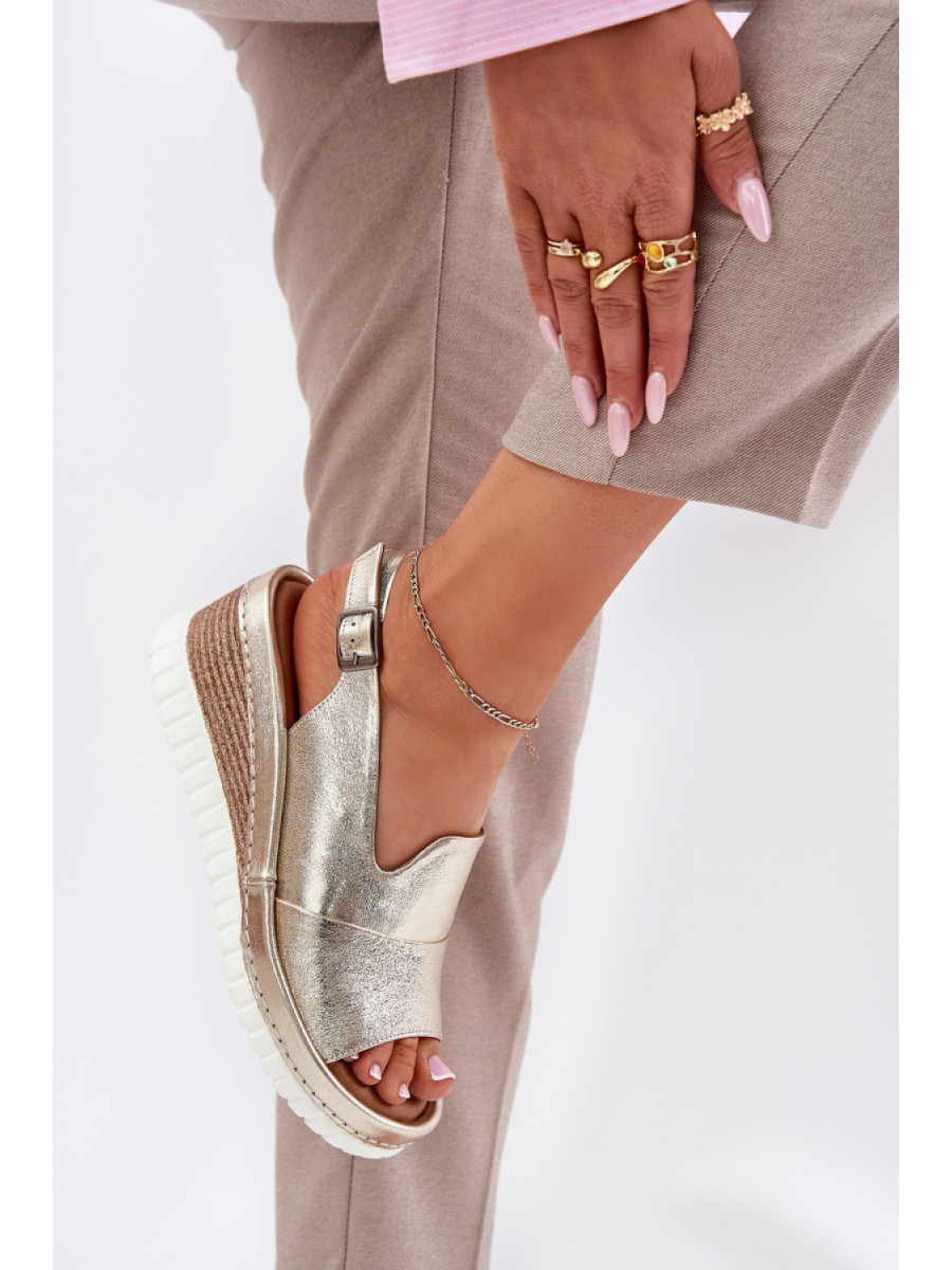 Cothurnes model 212899 Step in style