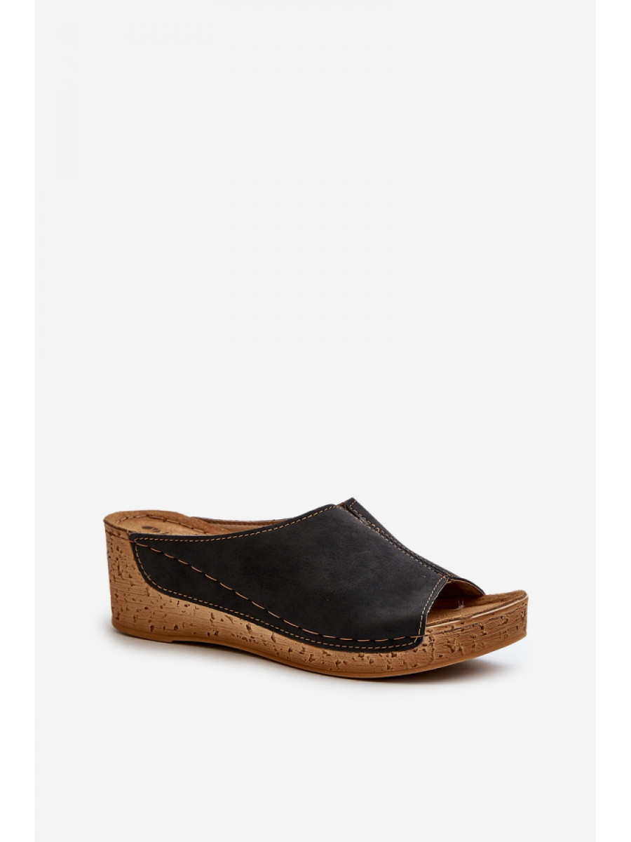 Clacquettes model 198462 Step in style