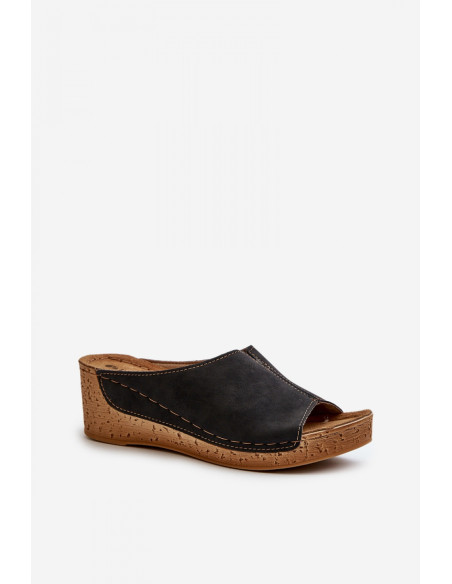Clacquettes model 198462 Step in style