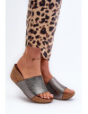 Clacquettes model 197644 Step in style