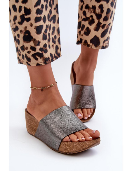 Clacquettes model 197644 Step in style
