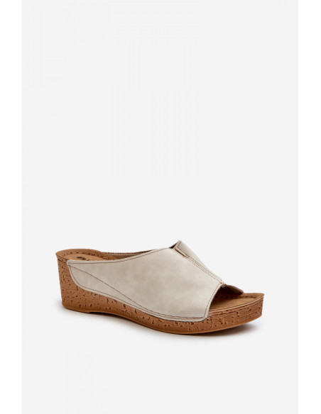 Clacquettes model 198463 Step in style
