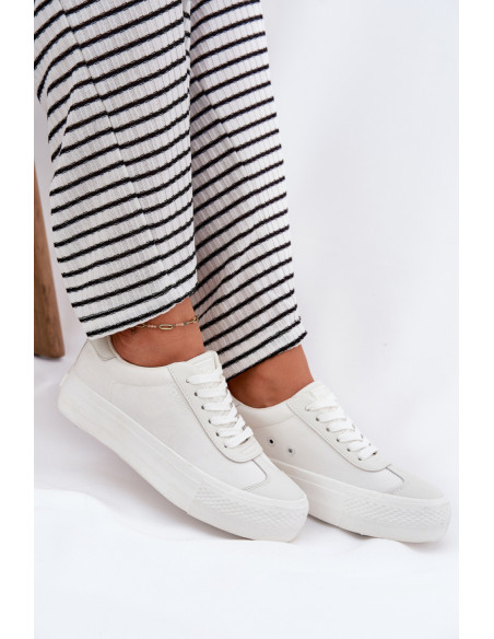 Baskets model 212724 Step in style