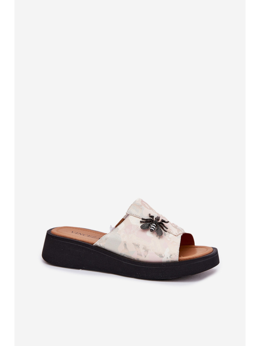 Clacquettes model 213036 Step in style