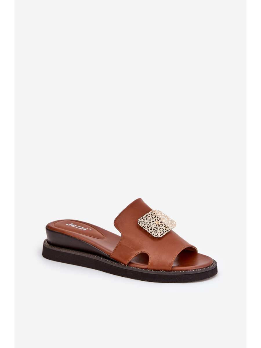 Clacquettes model 212888 Step in style