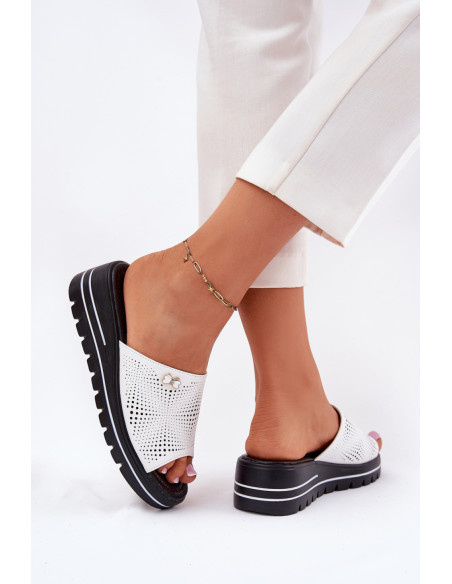 Clacquettes model 213039 Step in style