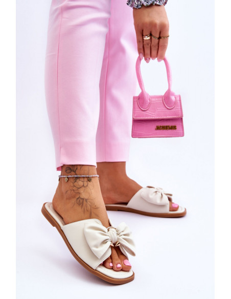 Clacquettes model 178341 Step in style