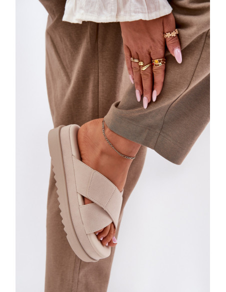 Clacquettes model 212876 Step in style