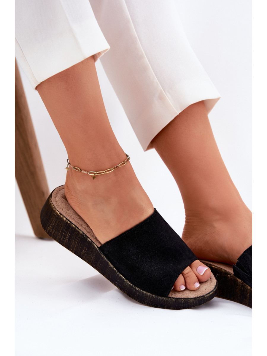 Clacquettes model 213042 Step in style