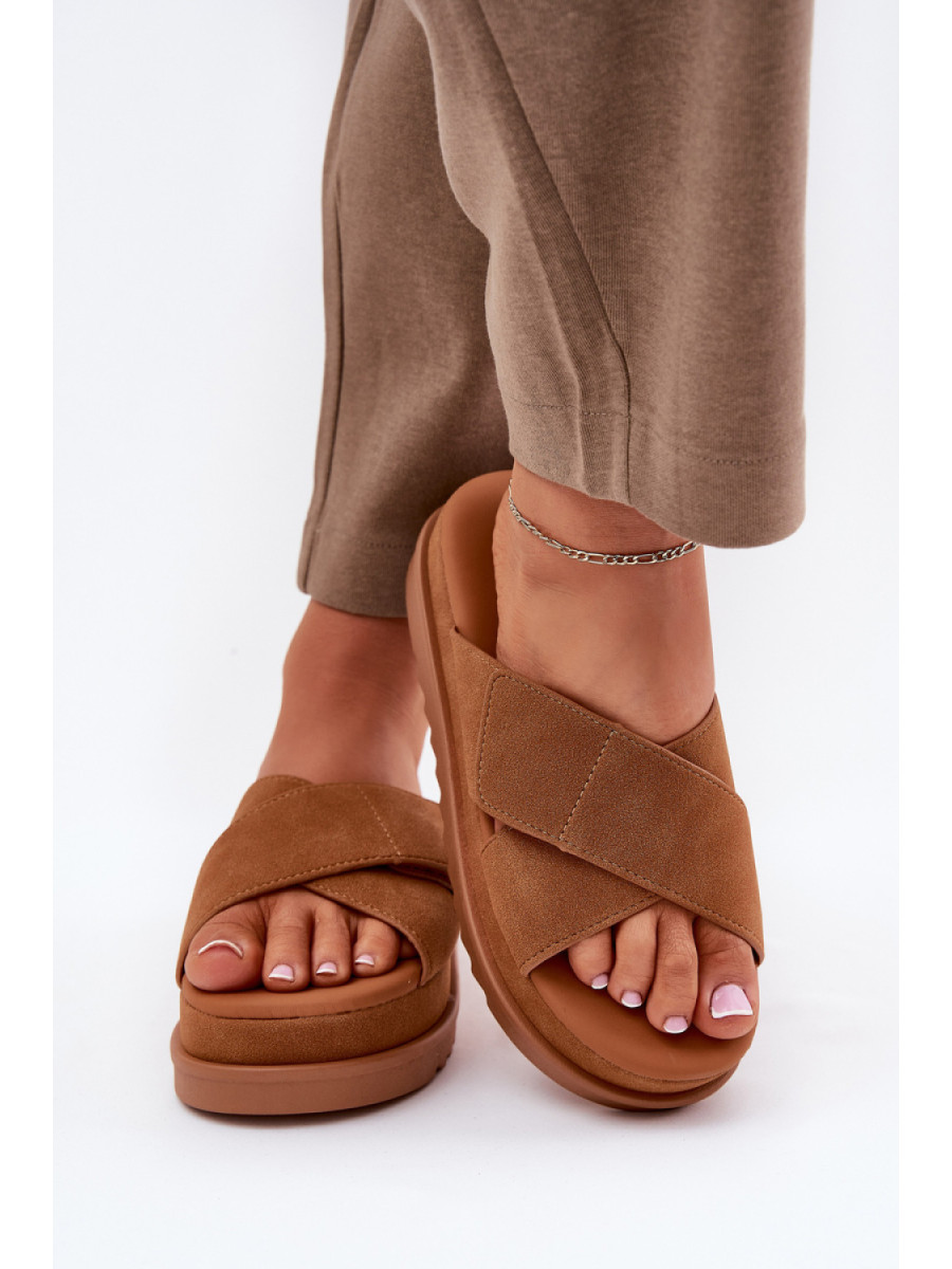 Clacquettes model 212877 Step in style