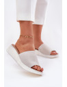 Clacquettes model 213043 Step in style