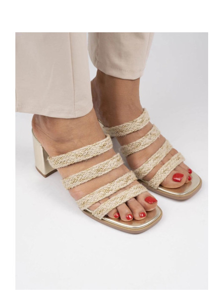 Clacquettes model 213141 Inello