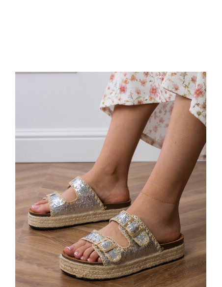 Clacquettes model 213422 PRIMO