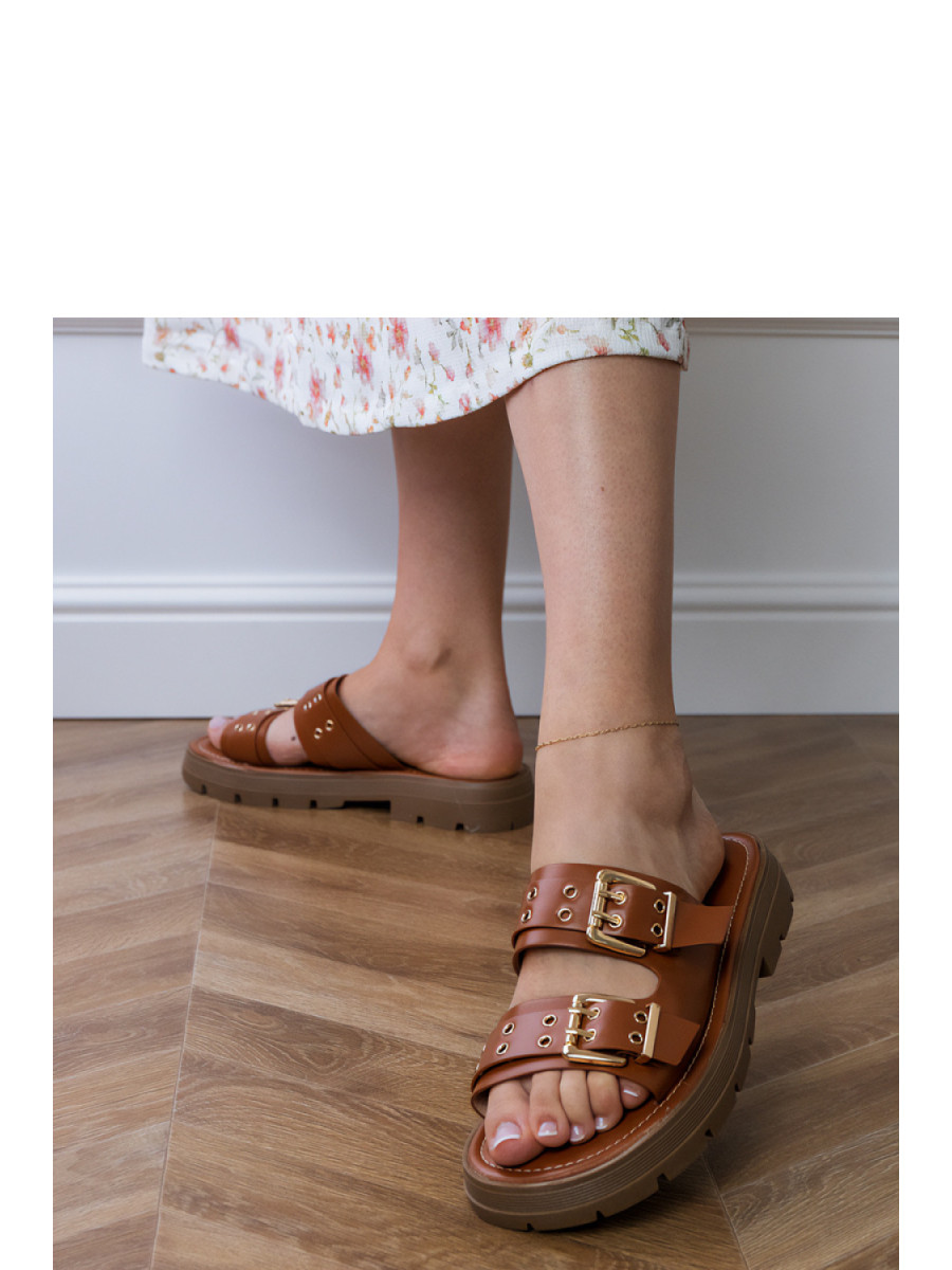 Clacquettes model 213360 PRIMO