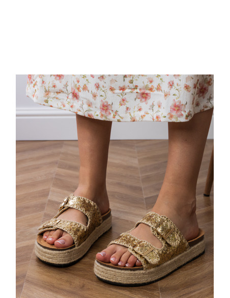 Clacquettes model 213424 PRIMO
