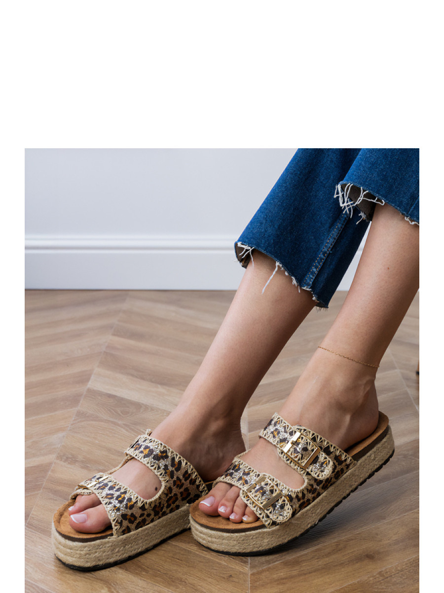 Clacquettes model 213416 PRIMO