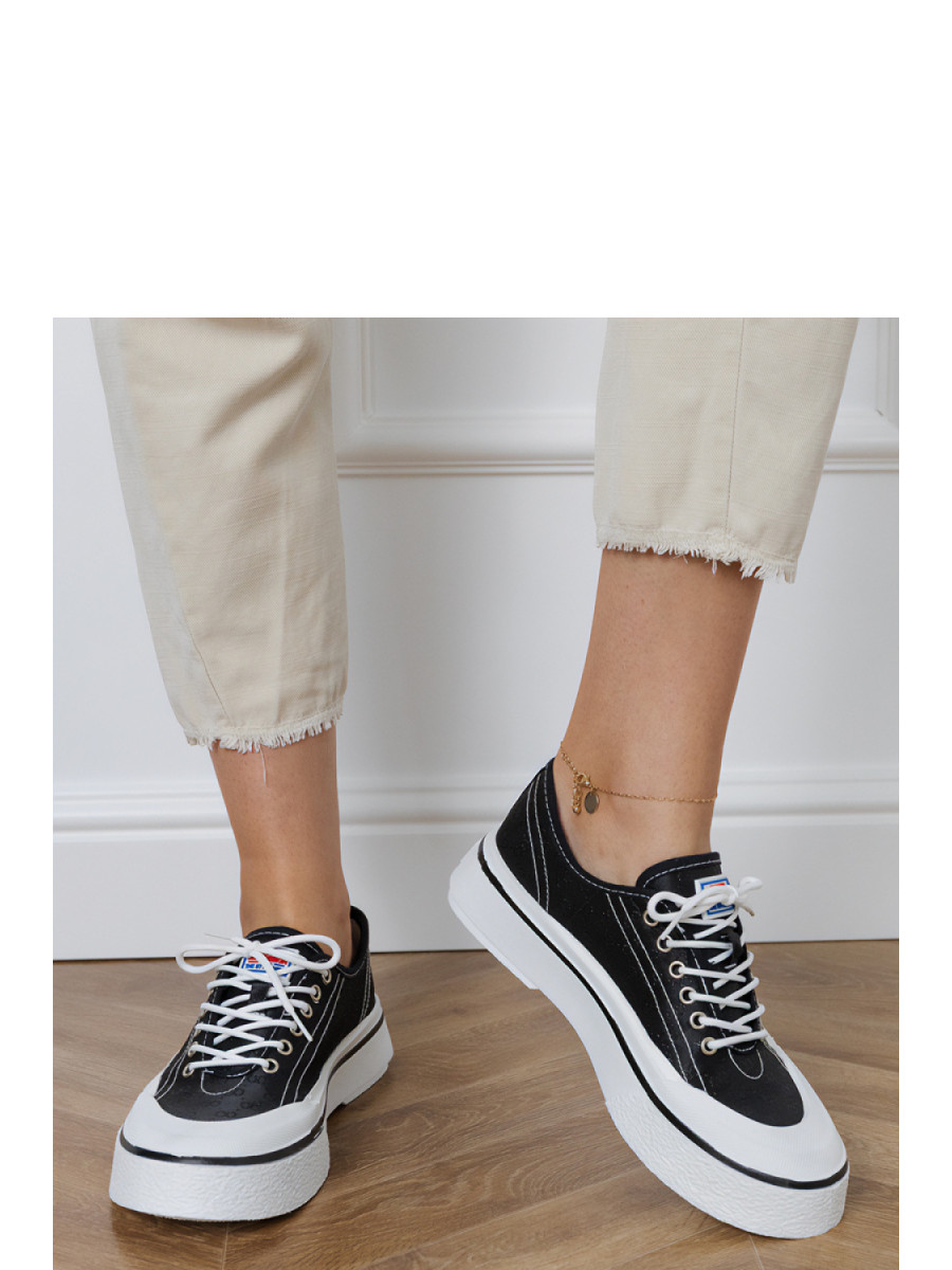 Baskets model 213737 PRIMO