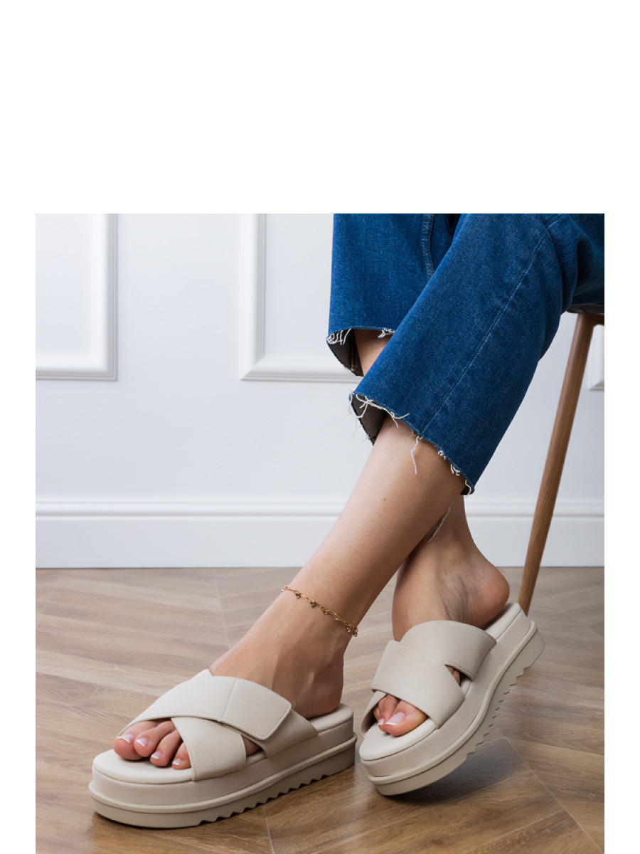 Clacquettes model 213722 PRIMO