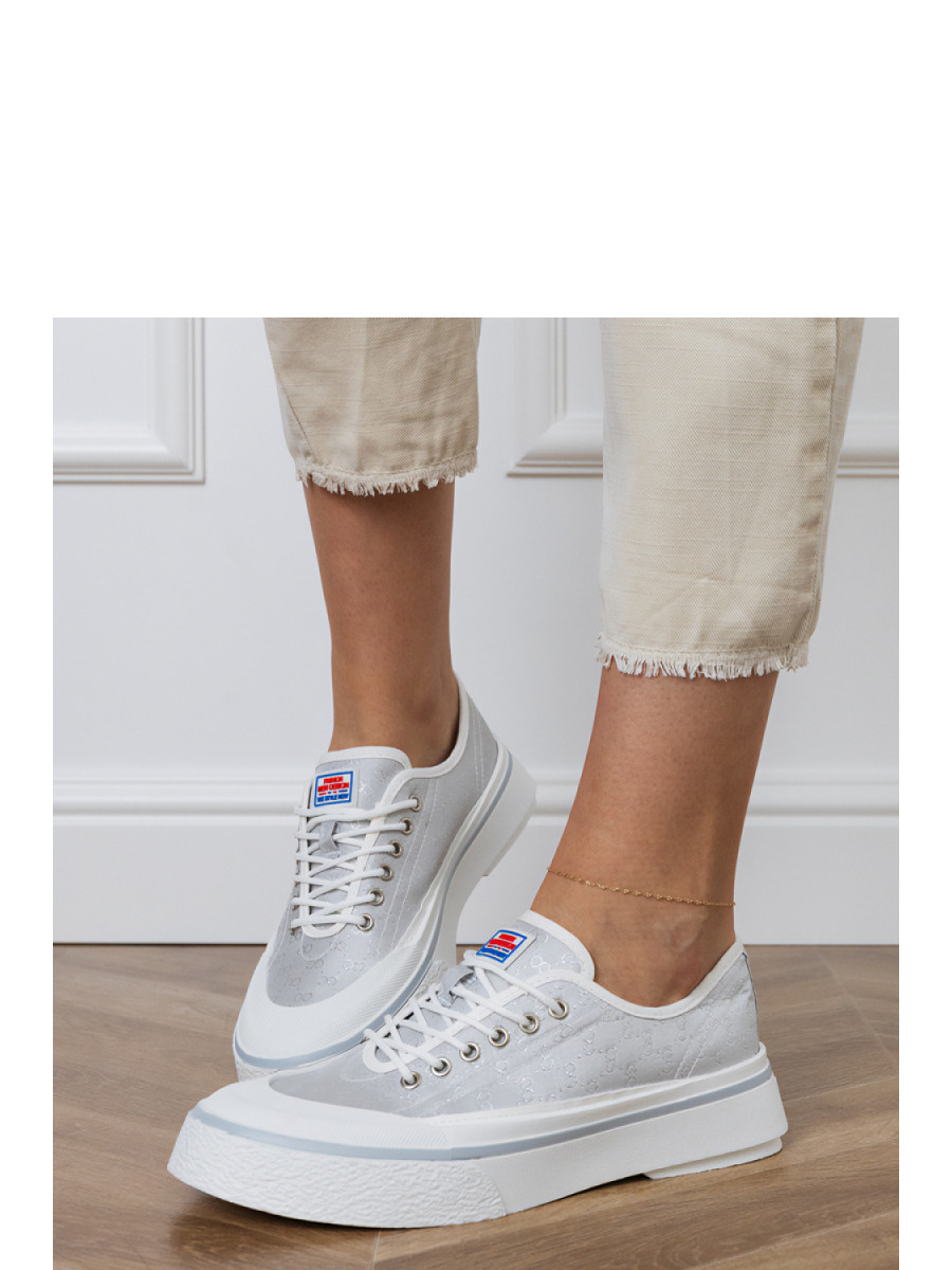 Baskets model 213739 PRIMO