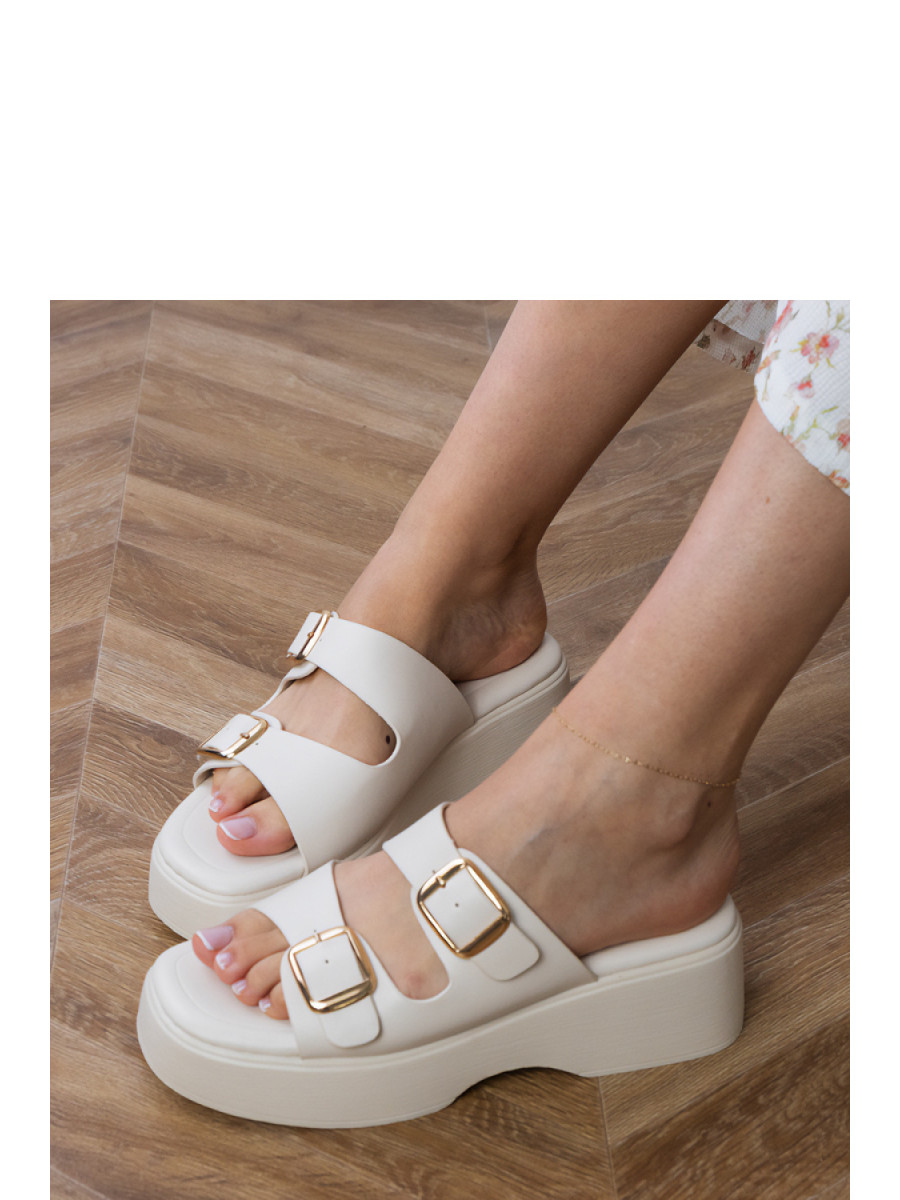 Clacquettes model 213724 PRIMO