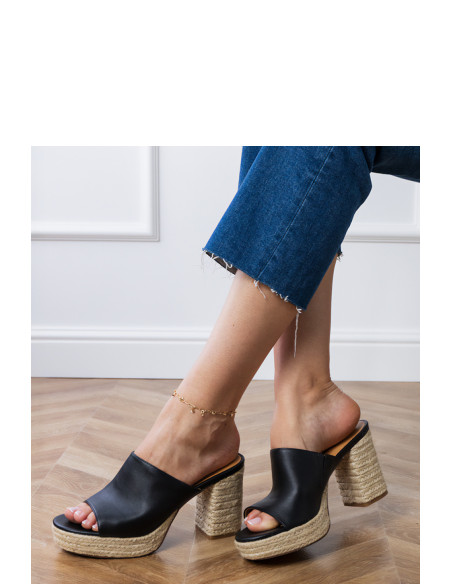 Clacquettes model 213715 PRIMO