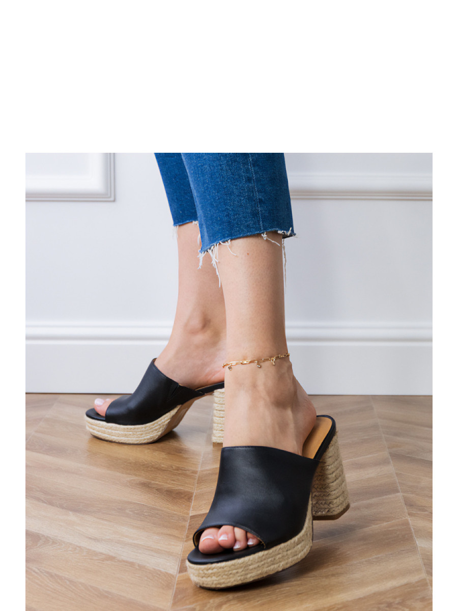 Clacquettes model 213715 PRIMO