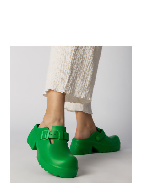 Clacquettes model 213748 PRIMO