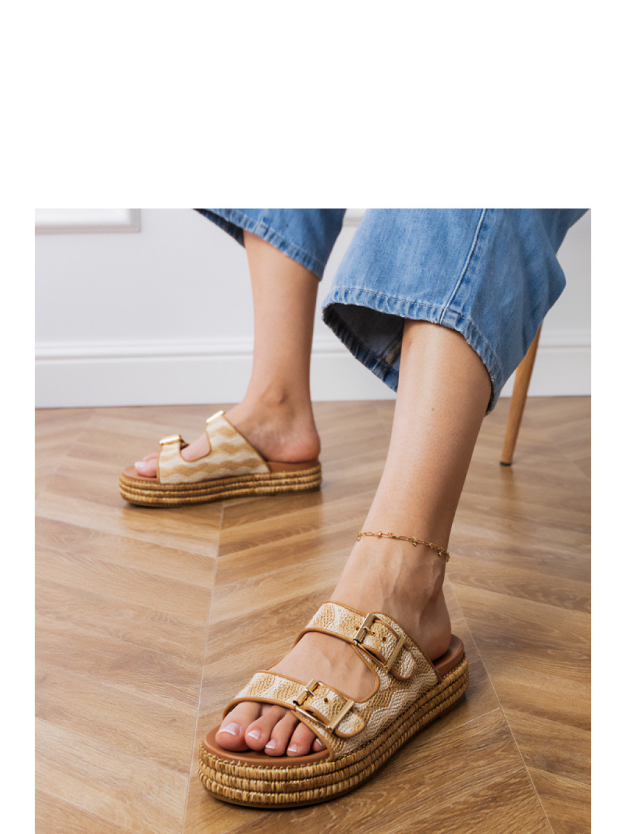 Clacquettes model 213524 PRIMO