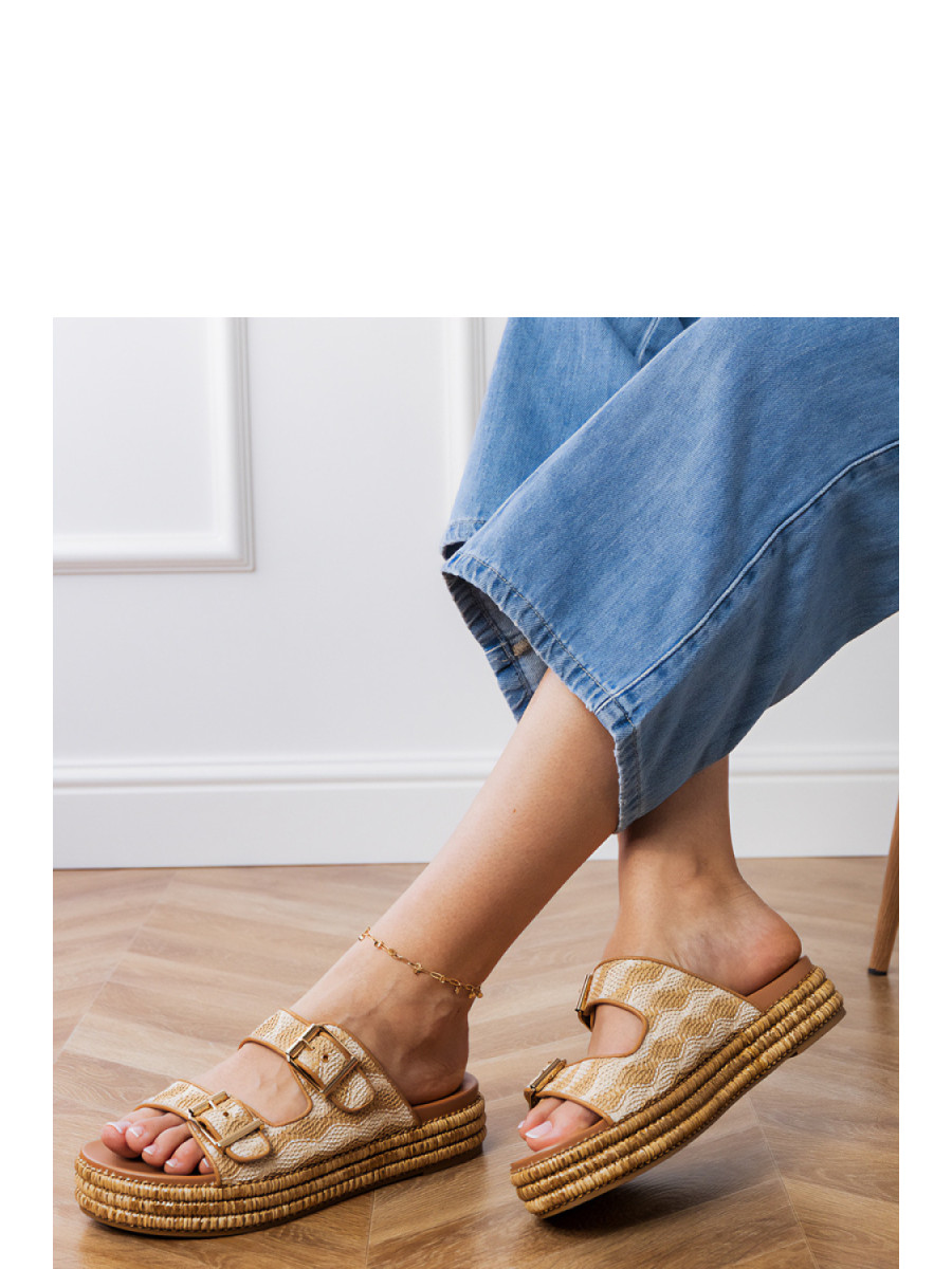 Clacquettes model 213524 PRIMO