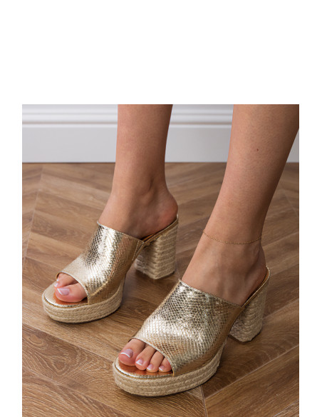 Clacquettes model 213717 PRIMO