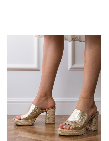 Clacquettes model 213717 PRIMO
