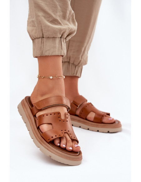 Clacquettes model 213475 Step in style
