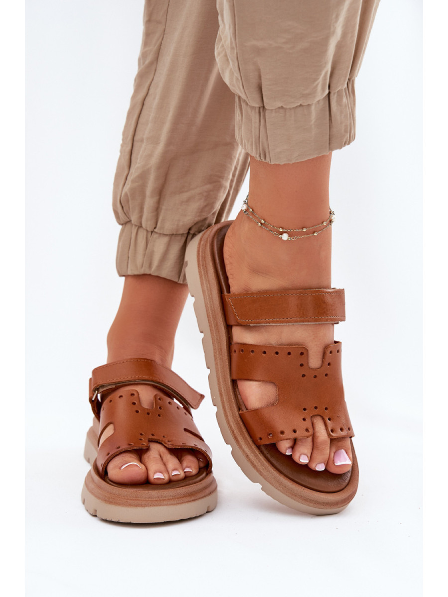 Clacquettes model 213475 Step in style