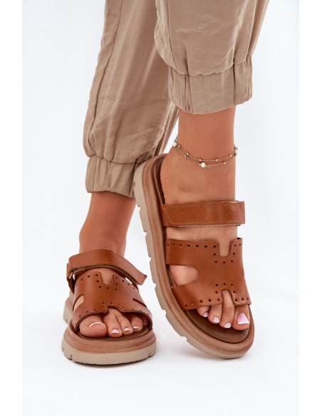 Clacquettes model 213475 Step in style