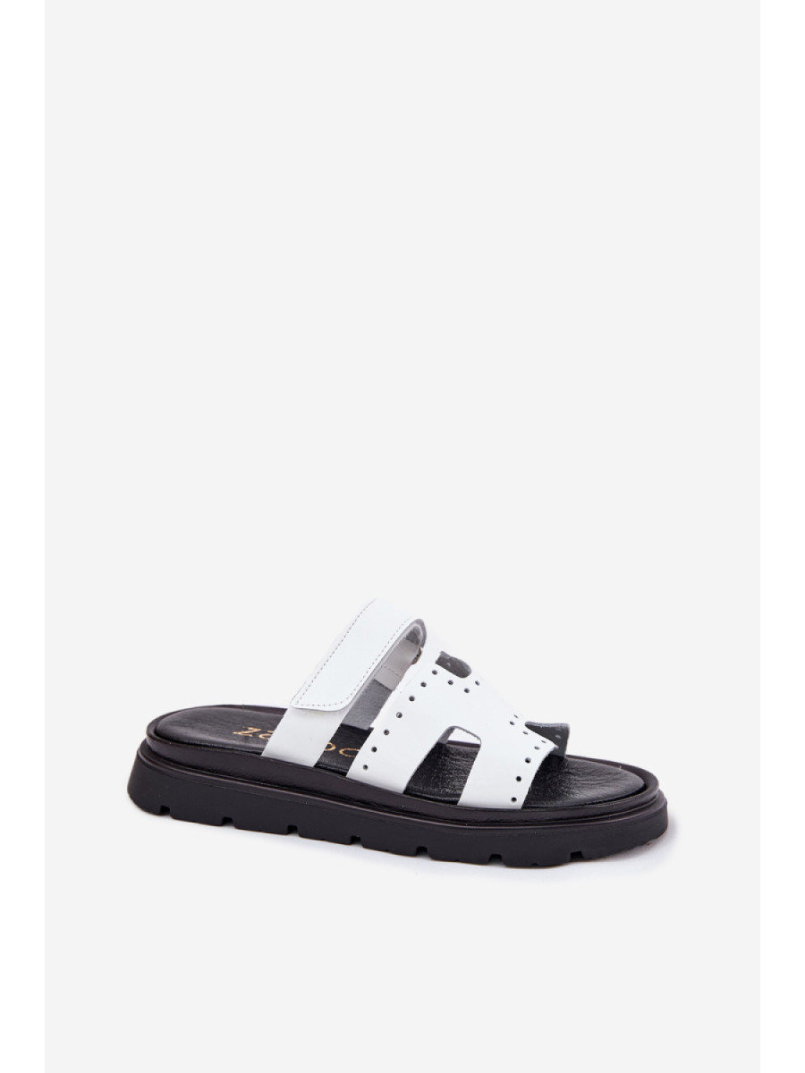 Clacquettes model 213476 Step in style