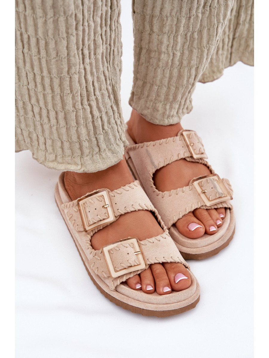 Clacquettes model 213956 Step in style