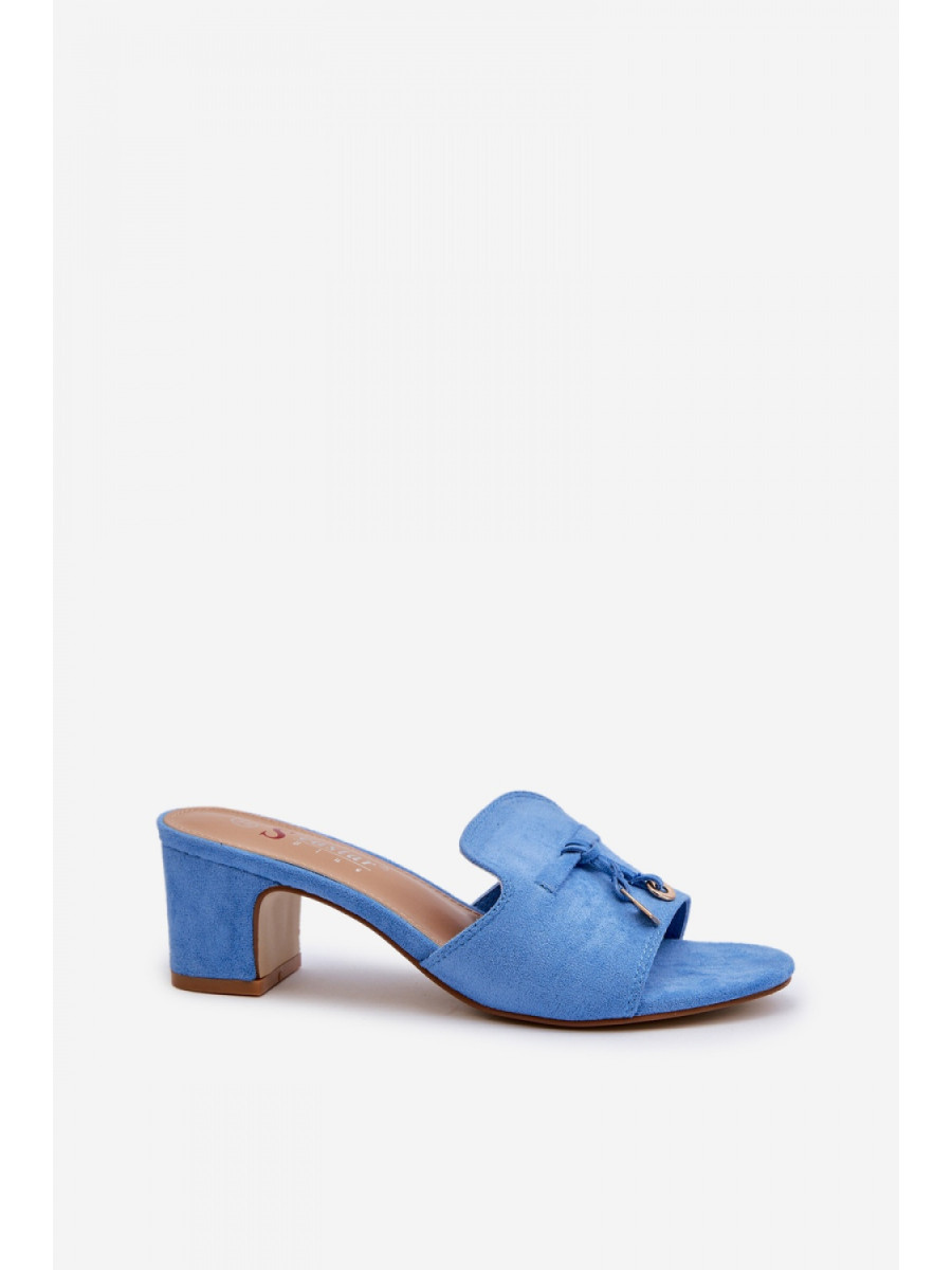 Clacquettes model 198676 Step in style