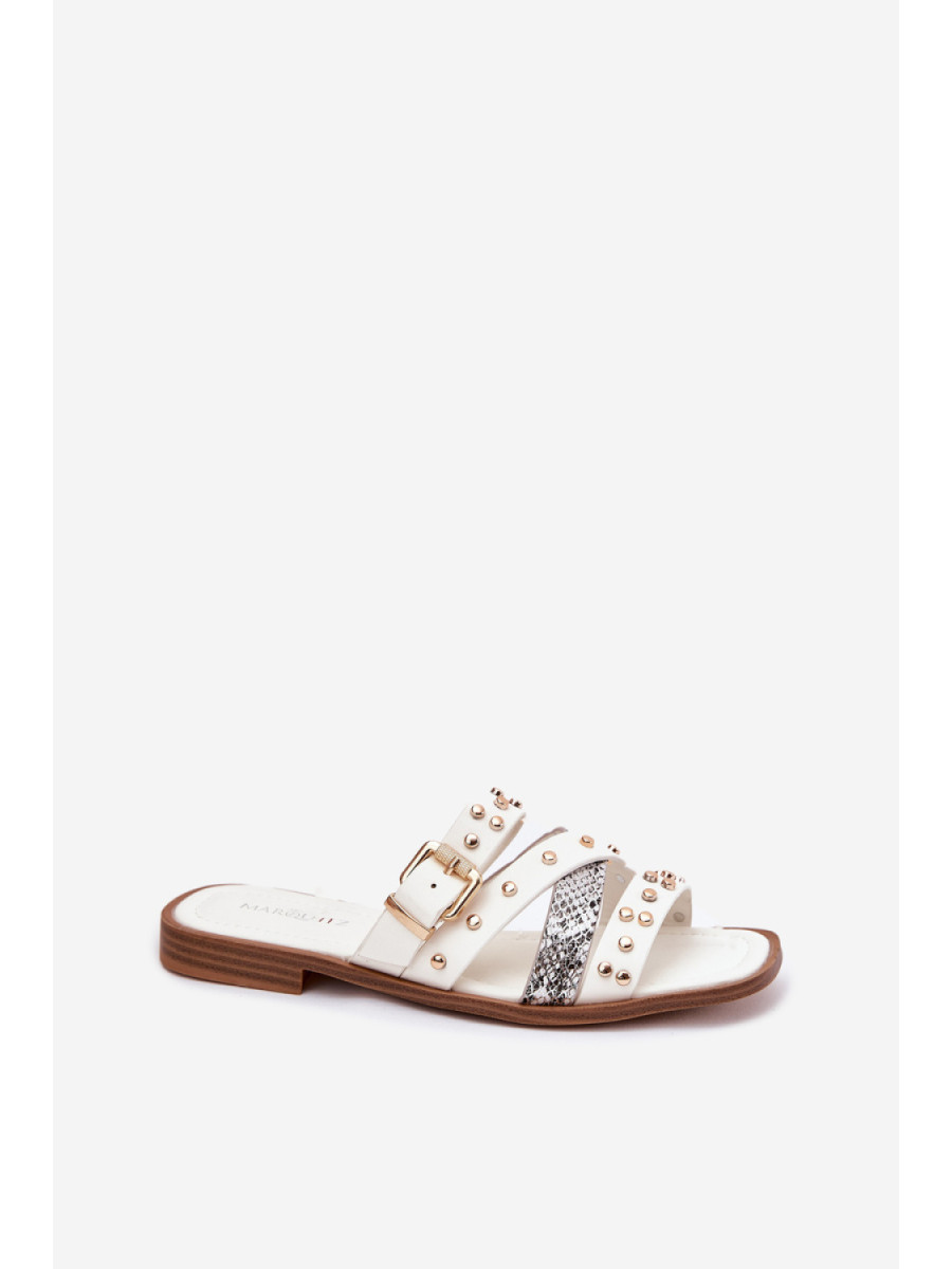 Clacquettes model 214136 Step in style