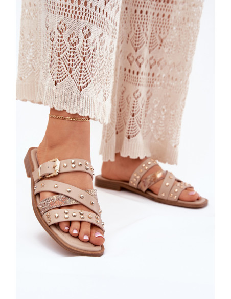 Clacquettes model 214137 Step in style