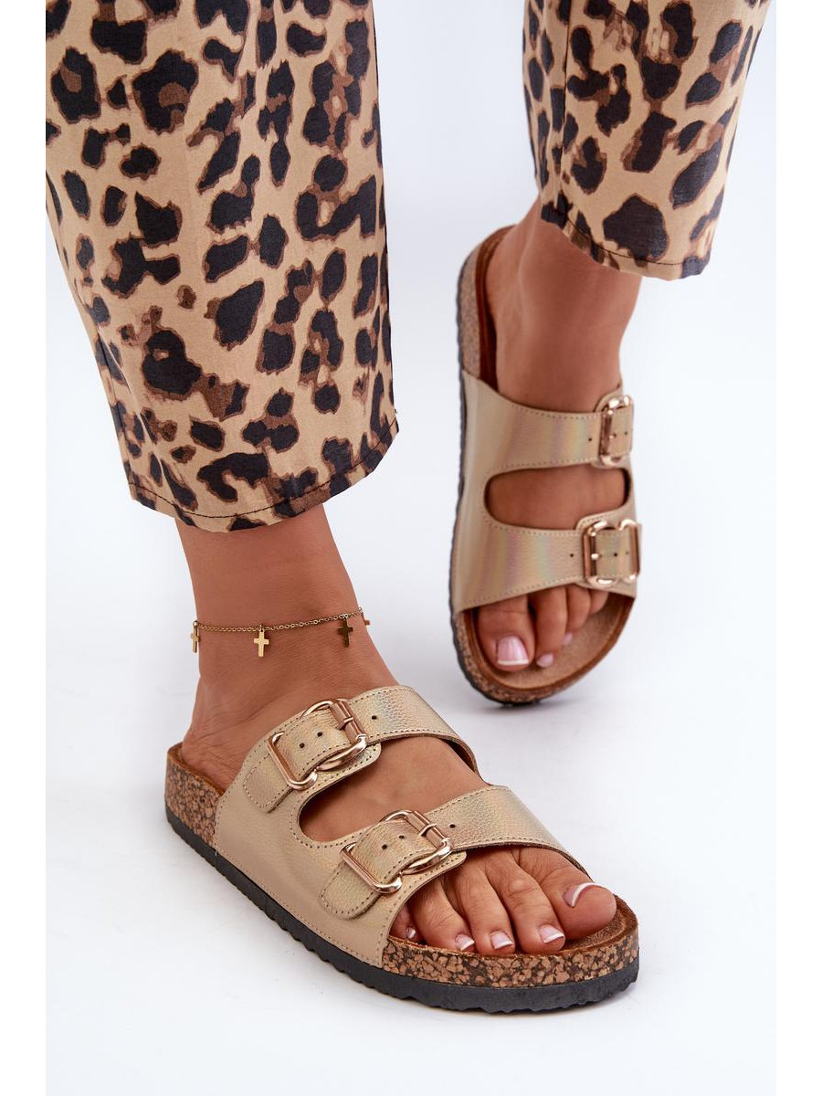 Clacquettes model 198186 Step in style