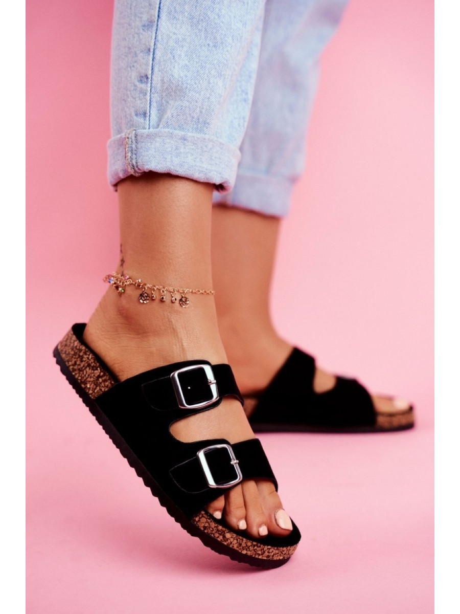 Clacquettes model 180690 Step in style