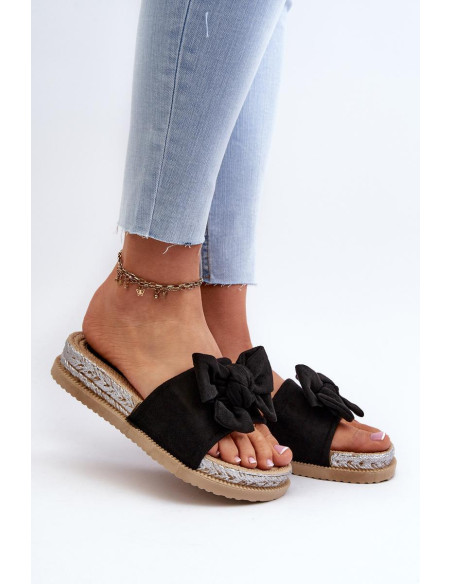Clacquettes model 196418 Step in style