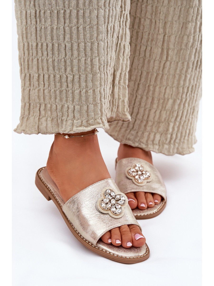 Clacquettes model 213480 Step in style