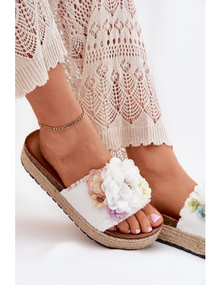 Clacquettes model 213945 Step in style